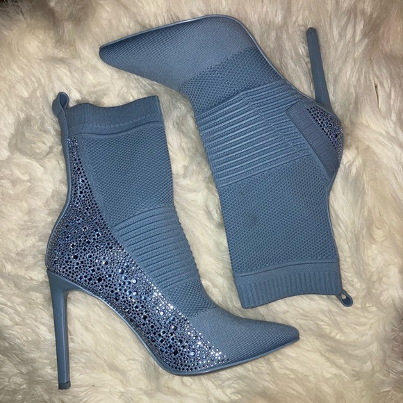 Steve Madden Maxwelle Ankle Boot Baby Blue NWOT - Picture 6 of 11